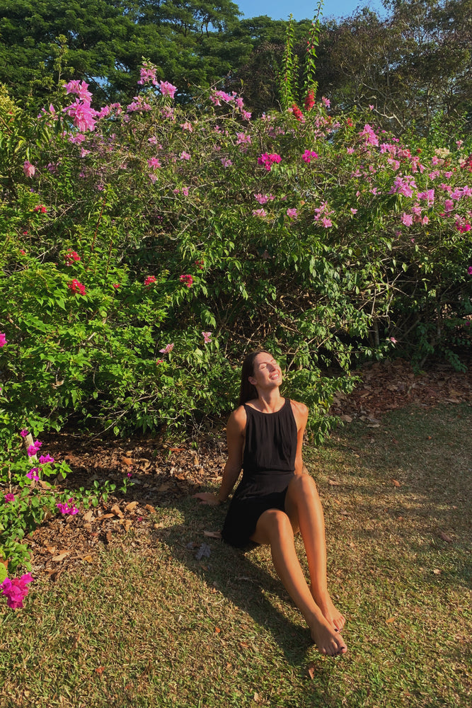 
                  
                    Luna dress
                  
                