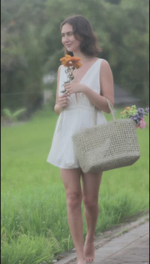 
                  
                    Load and play video in Gallery viewer, Karla dress
                  
                