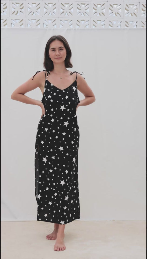 
                  
                    Load and play video in Gallery viewer, Starstruck dress
                  
                